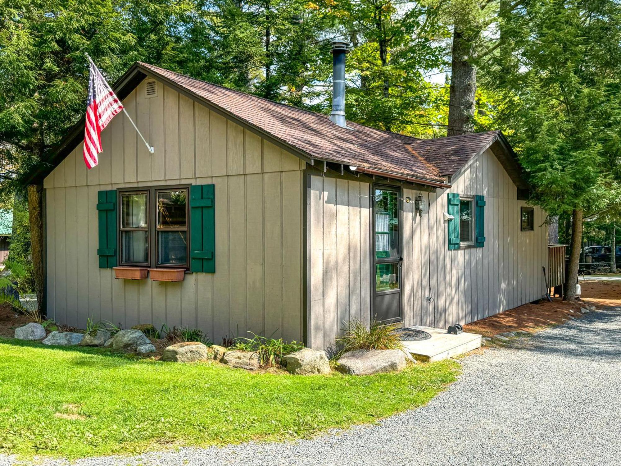 Lake Pleasant Cabin 3 Acres, Kayaks&Beach! Bagian luar foto