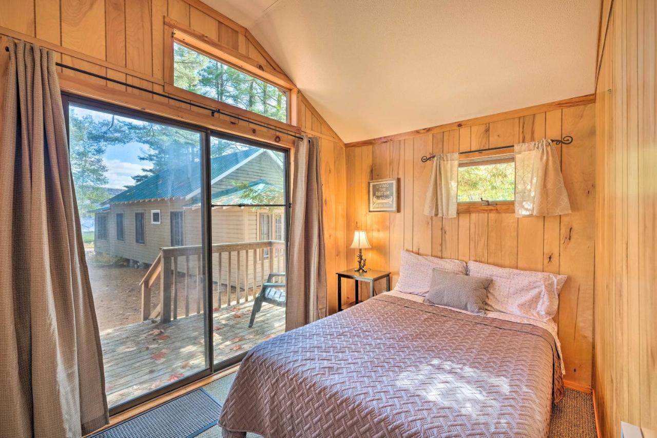 Lake Pleasant Cabin 3 Acres, Kayaks&Beach! Bagian luar foto